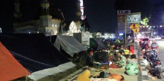 7 Fakta Terbaru Rentetan Gempa Lombok, dari 101 Gempa Susulan hingga Warga Tidur di Trotoar
