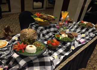 Jajal Petualangan Kuliner Tradisional di Hotel Berbintang