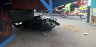 Gagal Salip Trailer, Pemotor di Cilegon Tewas Terlindas Truk