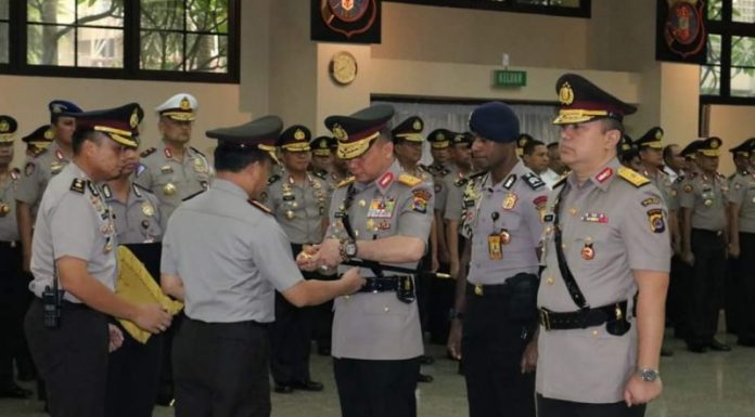 Brigjen Pol Tomsi Tohir Resmi Menjabat Sebagai Kapolda Banten Menggantikan Brigjen Pol Teddy Minahasa