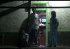 Hawatir Rumah nya Ambruk,Warga Kampung Jampang Terpaksa Tinggal Di Luar Rumah