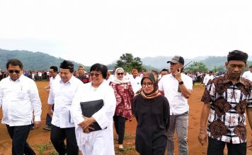 Riungan Gede Masyarakat Adat Kasepuhan, Presiden Joko Widodo mengutus 2 Menteri Ke Lebak