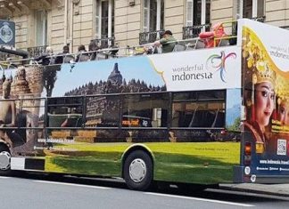 Bus Wonderful Indonesia Kembali Mejeng di Berlin