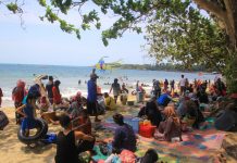 Jelang Satu Tahun Tsunami Banten, Perekonomian Wisata Pantai Carita Belum Pulih