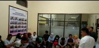 Pasangan Bukan Suami istri Terjaring Razia Di dalam Kamar Hotel