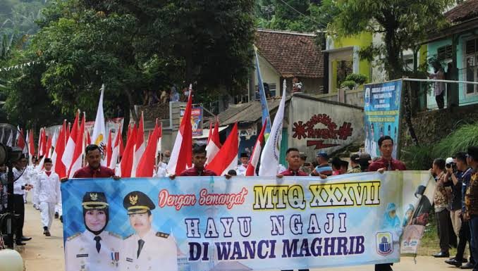 Ribuan Masyarakat Dan Puluhan Kafilah, Meriahkan Pawai Ta’Aruf MTQ XXXVIII.