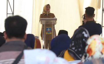 Pasca Musibah, Pedagang Pasar Baros Diberi Bantuan Rp549 Juta