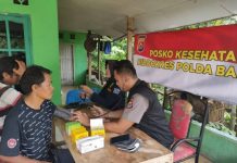 Biddokes Polda Banten Bhakti Kesehatan Korban Banjir Lebak
