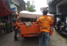 Pemkot Tangerang Kerahkan Ratusan Petugas Bersihkan Lokasi Pascabanjir Periuk