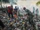 Warga Rangkasbitung, Lebak, Gotong Royong Bersihkan Sampah Bantaran Sungai