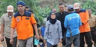 Masih Ngungsi, Bupati Iti Desak Gubernur WH Surati Menteri