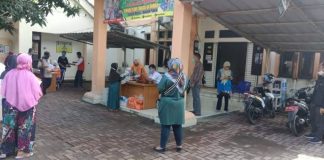 Polda Banten & TNI Kawal Pembagian Bantuan Sosial Tunai Tahap II dari Kemensos RI di Cilegon
