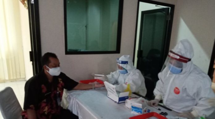 Hasil Uji Usap, Dua Staf DPRD Banten Positif Terinfeksi COVID-19