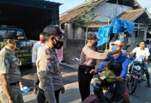Petugas gabungan COVID-19 Lebak Gelar Razia Masker di Titik Keramaian