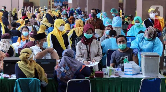Sebanyak 4.000 Amil dan Marbot Kota Tangerang Ikuti Vaksinasi