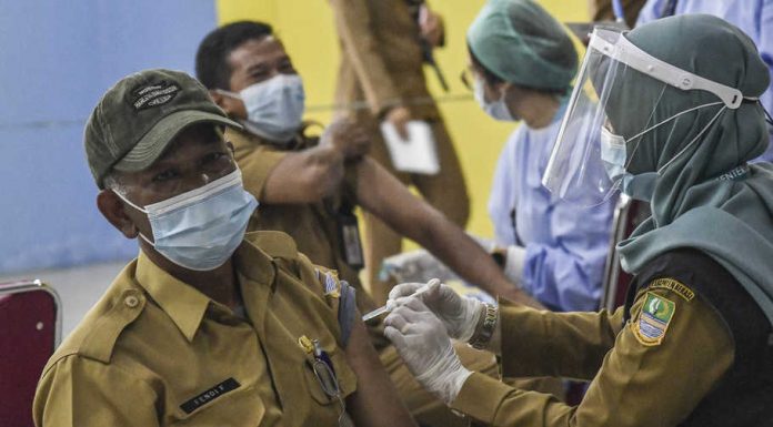 Rencana Dinas Pendidikan Tangsel Vaksinasi Guru Lokal Hingga Asing