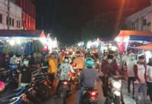 Abaikan Protokol Kesehatan, Warga Padati Tradisi Jedogan di Serang