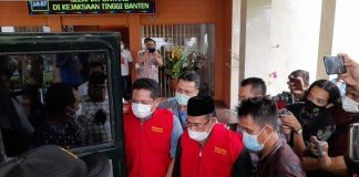 Kejati Tahan Dua Pejabat Pemprov Banten Terkait Hibah Ponpes