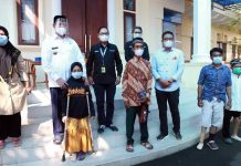 PT Angkasa Pura II Serahkan Bantuan Kaki Palsu dan Ambulans Ke Pemprov Banten