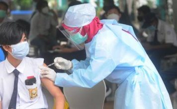 1.557 siswa SMP di Tangerang Terima Suntikan Vaksinasi COVID-19