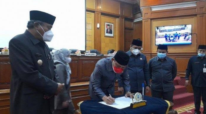 Raperda RPJMD Kabupaten Serang Ditetapkan Jadi Perda