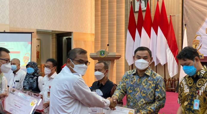 Pemkab Tangerang Gondol Anugerah Keterbukaan Informasi dengan Predikat Informatif