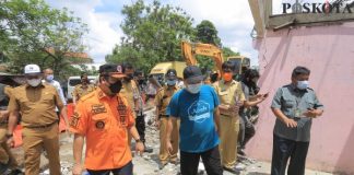 Bikin Macet, Akhirnya Rumah Berdiri Belasan Tahun di Jalan Maulana Hasanudin Tangerang Dibongkar, Wali Kota Pantau Langsung