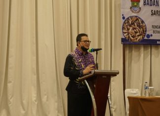 BAPPEDA MENGGELAR Rapat Koordinasi Laporan Akhir Pengembangan dan Pemanfaatan Sampah Makanan (food Waste) Bernilai ekonomis melalui Biokonversi Larva Black Soldier Fly (BSF)