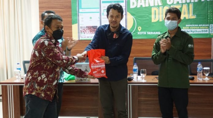 Urai Persoalan Sampah, BSD Luncurkan Aplikasi Bank Sampah Digital