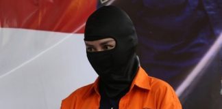 Divonis 10 Bulan Penjara, Chyntiara Alona Menangis Merasa Tidak Mendapat Keadilan