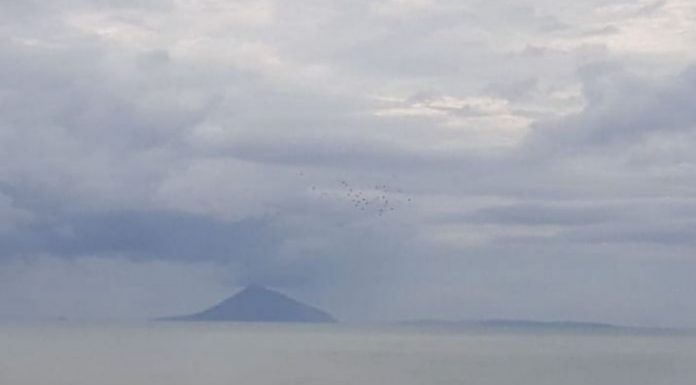 Kegempaan Vulkanik Dangkal Terus Terjadi, Begini Status Terbaru Gunung Anak Krakatau