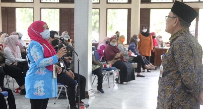 Penghapusan Honorer, Pemda Wait and See