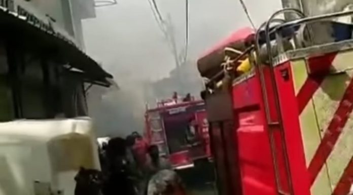 Korsleting Listrik, Rumah Kontrakan di Ciputat Ludes Terbakar