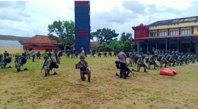Asah Kemampuan, Satbrimob Polda Banten Latihan Pertahanan