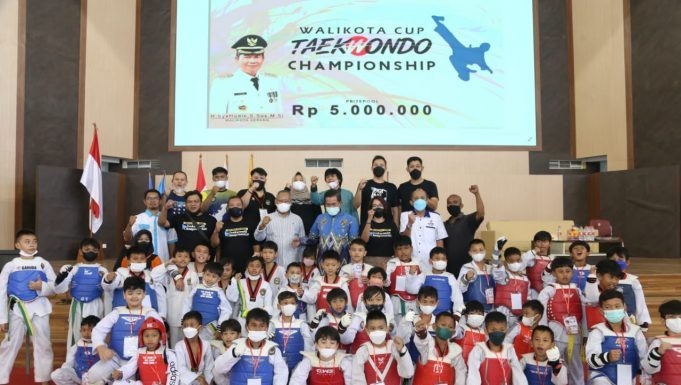 Walikota Serang Berharap Atlet Taekwondo Berprestasi Hingga Tingkat Nasional