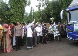 371 Jemaah Haji Kloter 20 Kabupaten Pandeglang Resmi Diberangkatkan