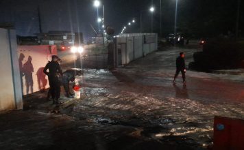 Pasca Laka Truk, Unit KBR Brimob Netralisir Dampak Tumpahan Kimia