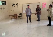 Ketua DPRD Kota Serang Budi Rustandi Kecewa Masih Ada Sekolah Tidak Miliki Meja dan Kursi