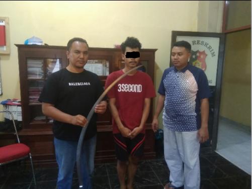 Pemuda Bawa Sajam Ditangkap Polisi