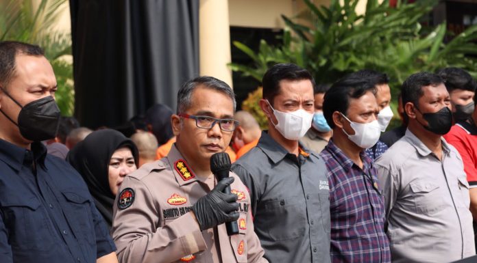 Berantas Judi, Polda Banten Sita Uang Hampir 1 Miliar dari 65 Tersangka