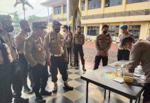 Polisi Tes Urine Polisi