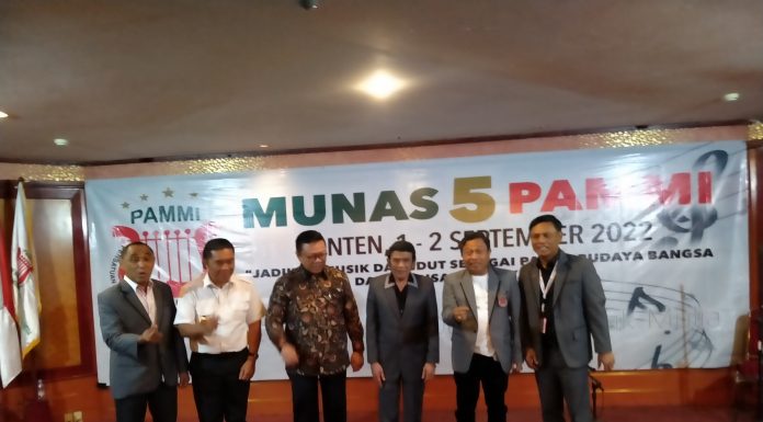 Rhoma : Kita Harus Bisa Jadi Penyaring dari Berbagai Budaya