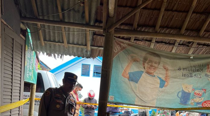 Penemuan Mayat Berdarah Gegerkan Warga Warunggunung