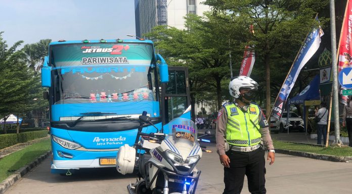 Polres Serang Amankan Pemberangkatan Massa Aksi Buruh Kabupaten Serang Menuju Istana Merdeka