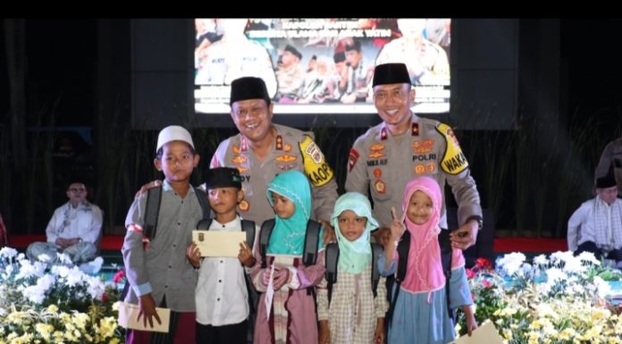 Polda Banten Gelar Syukuran dan Doa Bersama Ulama serta Berikan Santunan Kepada Anak 1.000 Yatim