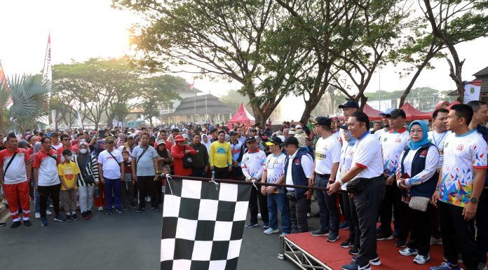 Pj Gubernur Al Muktabar Rayakan HUT ke-23 Banten Bersama Ribuan Masyarakat