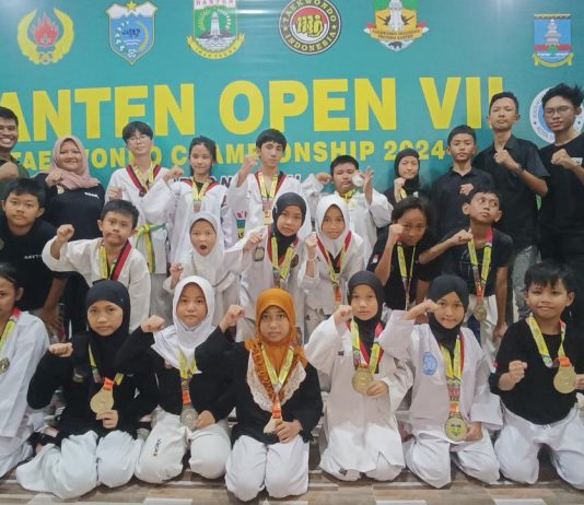 Club One Taekwondo Fighter sabet 13 Medali Emas dan 5 Perak di Kejuaraan Banten Open