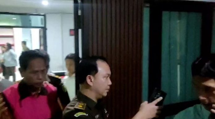 Kadispora Kota Serang Di Tahan Kejaksaan Diduga Korupsi Sewa Lahan di Stadion Maulana Yusuf