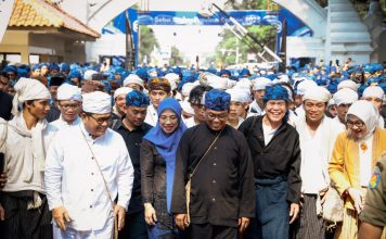 Sambut Warga Baduy, Gubernur Banten Andra Soni : Sangat Menginspirasi Dalam Menjaga Kelestarian Alam dan Adat