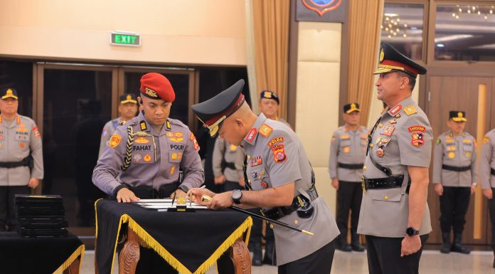 Brigjen Pol Hengki Resmi Dilantik Kapolri Jadi Kapolda Banten